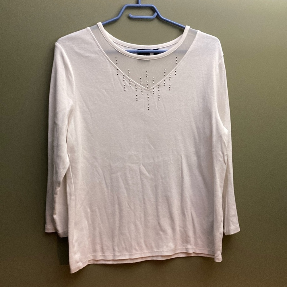 Rafaella white three quarter length sleeves. Beads and mesh section on front.